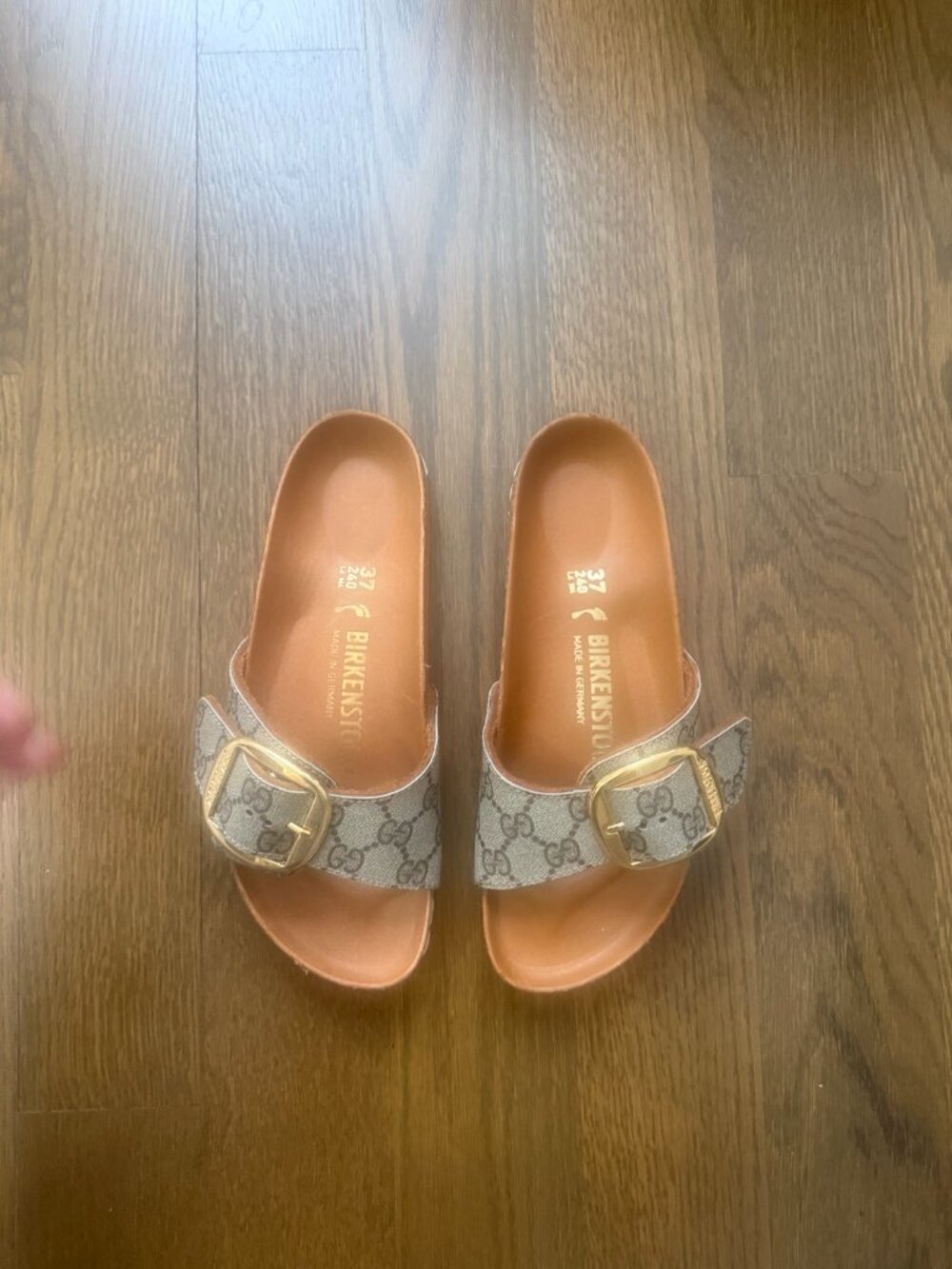 Gucci Birkenstock Big Buckle Sandal - Picture 3 of 6